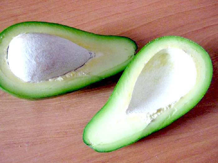 Ettinger avocado